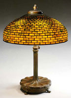 ����� ���������ѻ. Tiffany Studios. 1907. ������, ������. <BR>�������� $25 000-30 000. ��� ������ �� $42 000