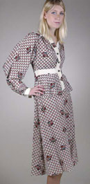 ������. 1973. Ossie Clark. �������� GBP200�400. ��� ������ �� GBP576