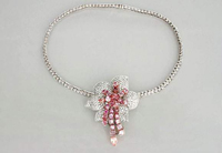 ������������� ��������. ��� 33 ������. �������� �700 000�800 000. Fine Jewellery. �����, 4 �������